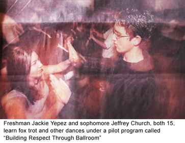 young_couple_dancing